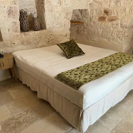 Trullo Among Ancient Olives In Valle D'itria Tatil Evi
