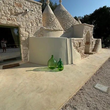 Ferienhaus Trullo Among Ancient Olives In Valle D'itria